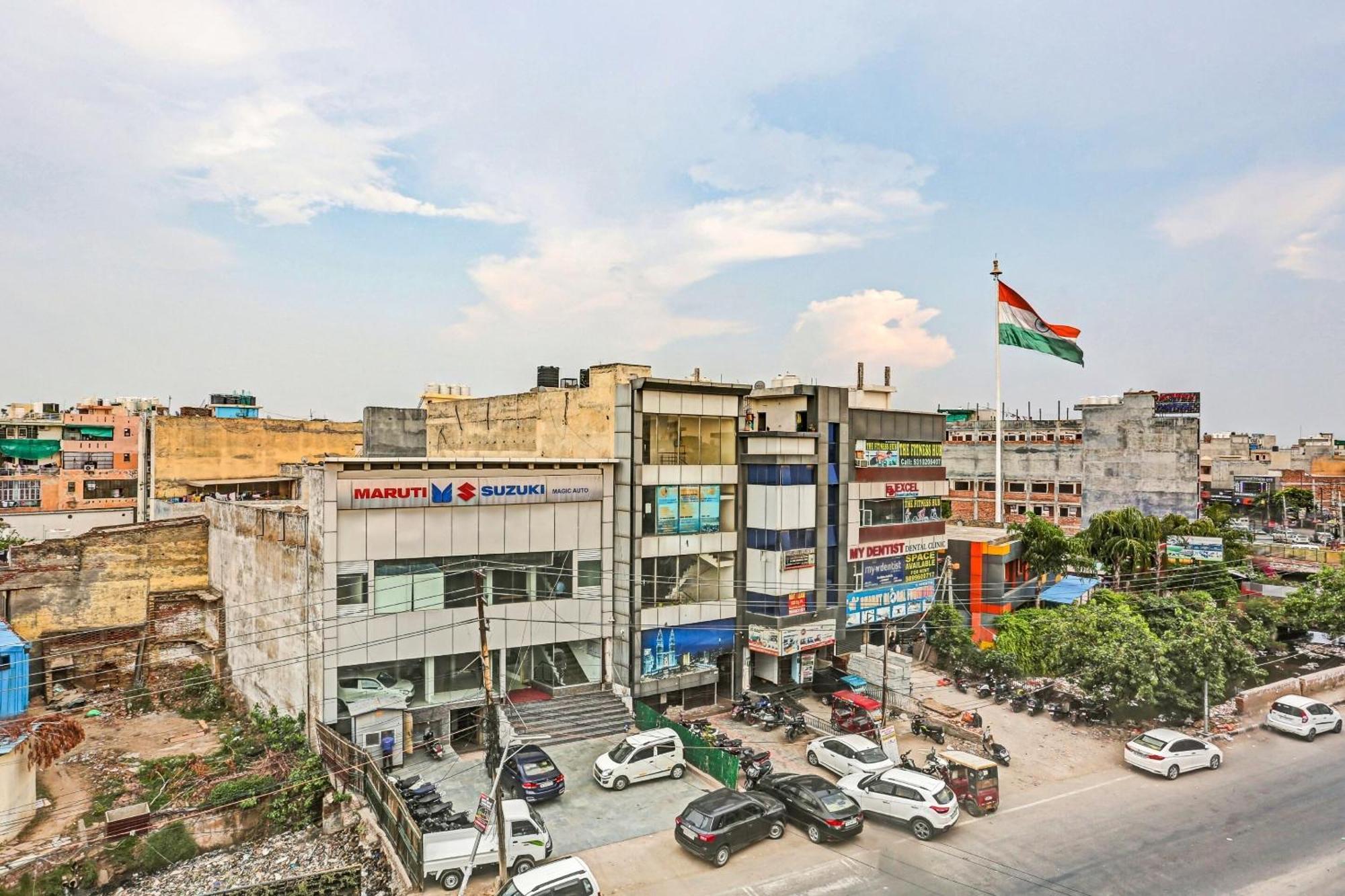 Hotel O Imperial Residency Near Dashrath Puri Metro Station New Delhi Buitenkant foto